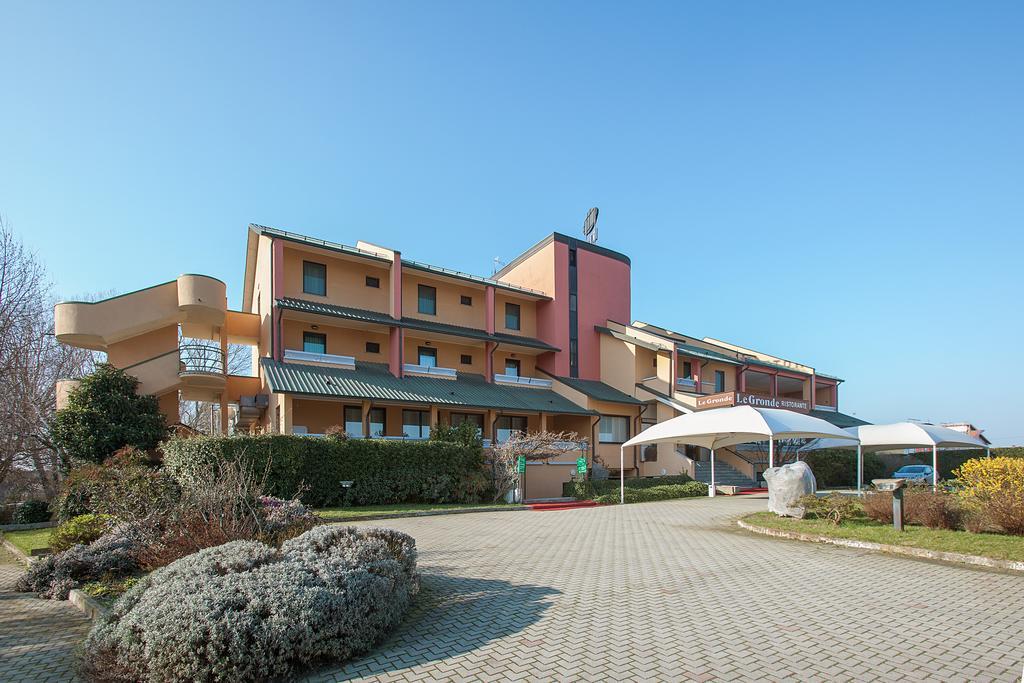 Le Gronde Hotel Cava Manara Eksteriør billede